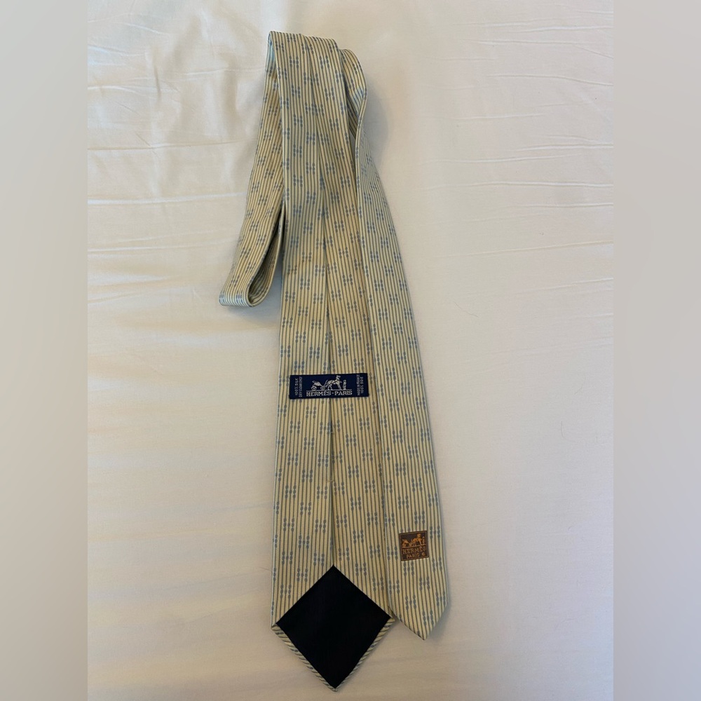 HERMES mens tie